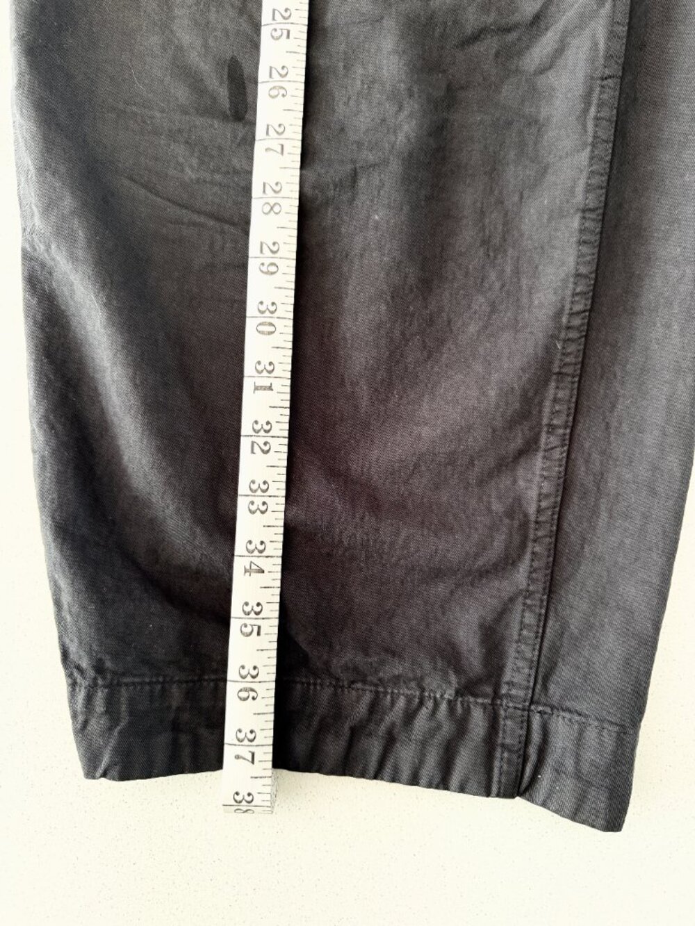 Everlane Everywhere Pants, Black, Size 12 - Picture 10 of 11